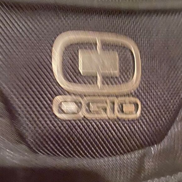 OGIO Black Messenger Laptop Bag - Picture 6 of 12
